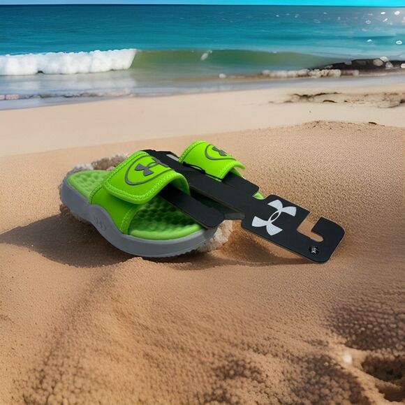 Under Armour 11K Boys Sandals Green/gray NWOT - Picture 1 of 5